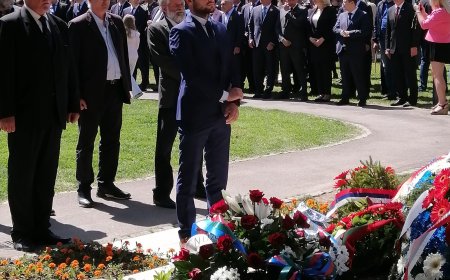 Заједница ветерана Србије обележила Дан победе над фашизмом полагањем венаца у Београду