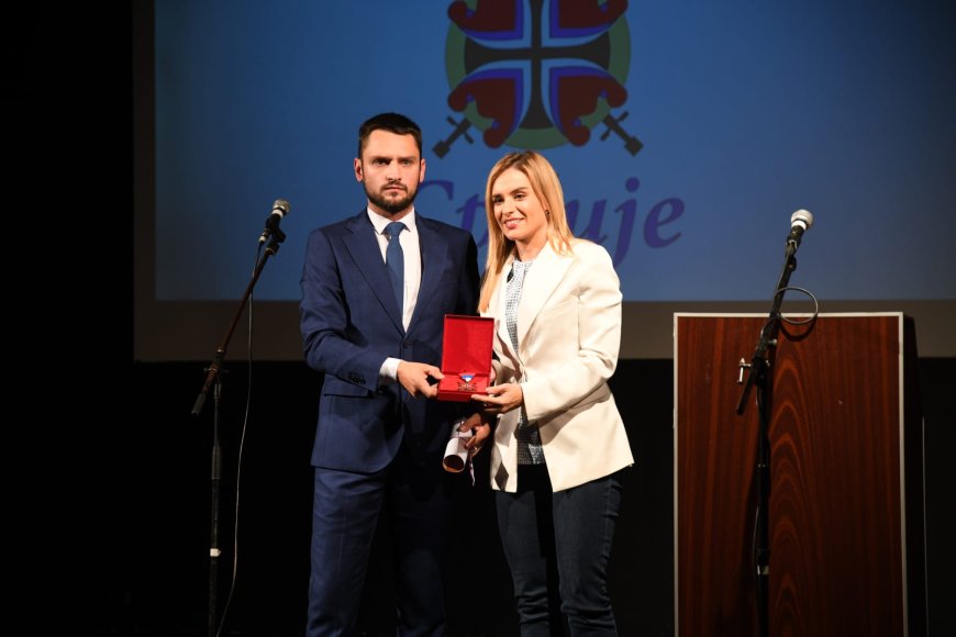 Свечана академија Заједнице ветерана Србије у препуној сали Културног центра Чукарица